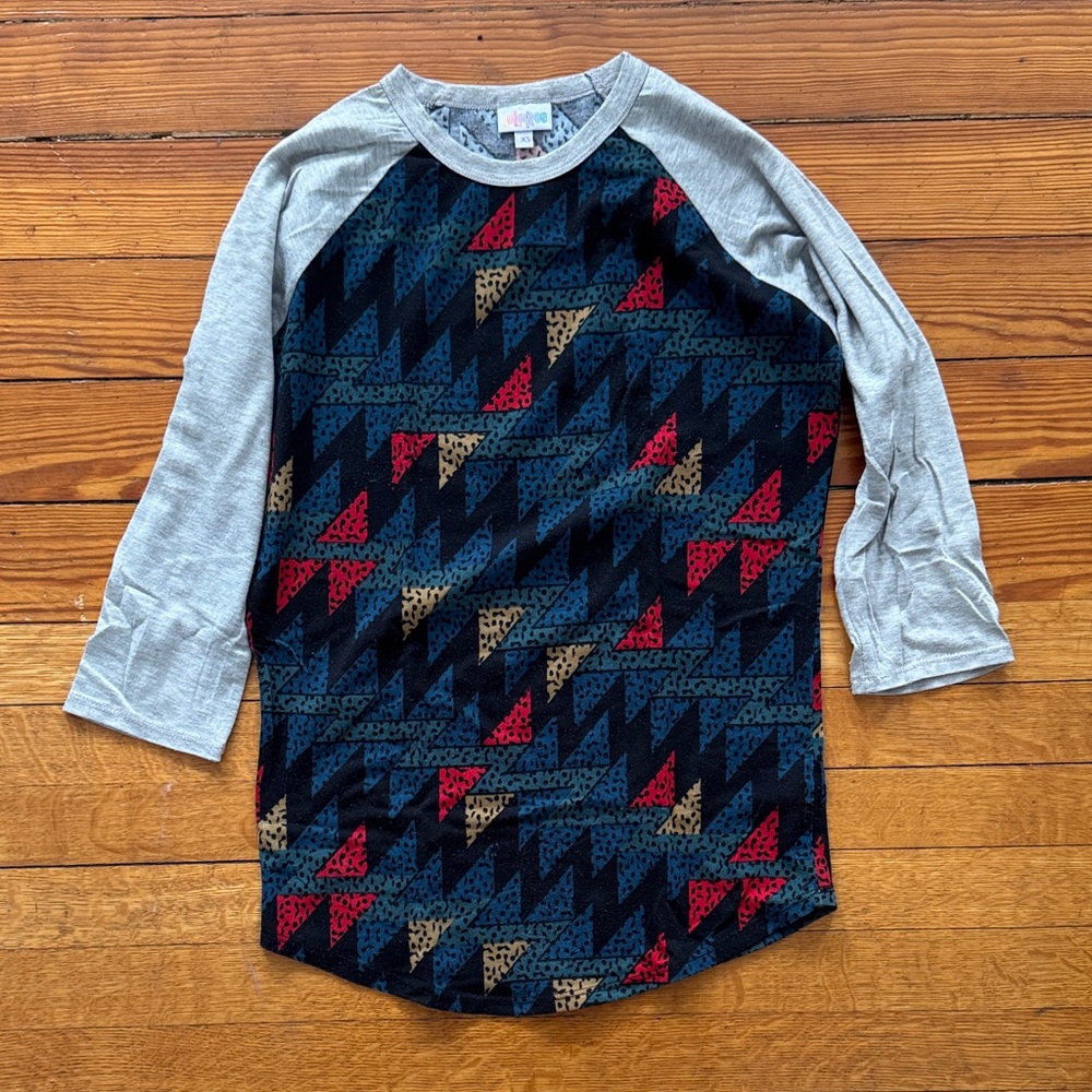 LuLaRoe Randy Raglan Tee